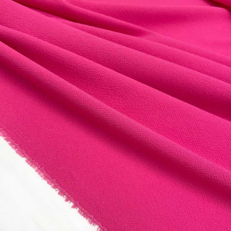 Fabric Crepe Pink Made In Italy, to find now on en.tessuti.fr