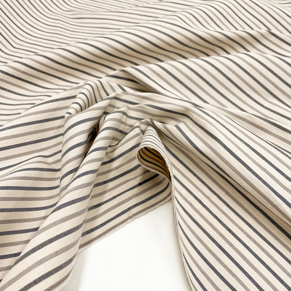Gabardine Cotton fabric with stripes, available on en.tessuti.fr