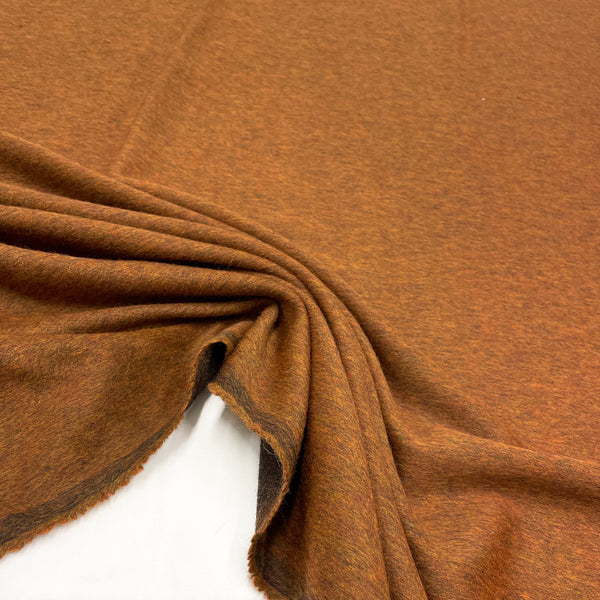 York Brown Wool Fabric, to be found on en.tessuti.fr